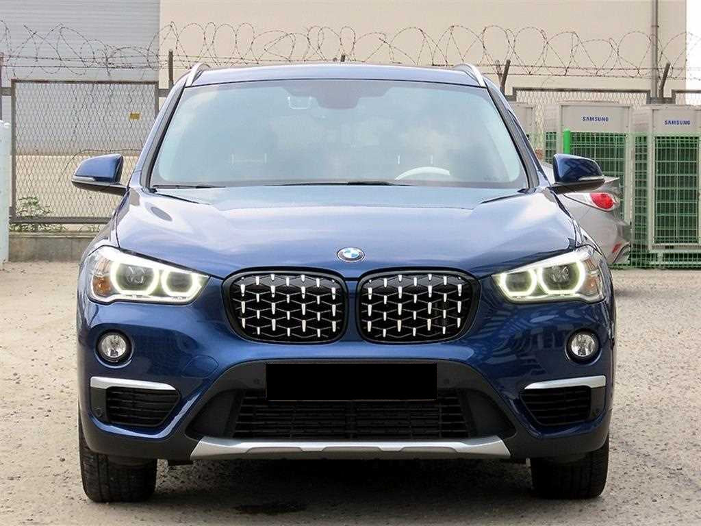 BMW X1 — photo 01