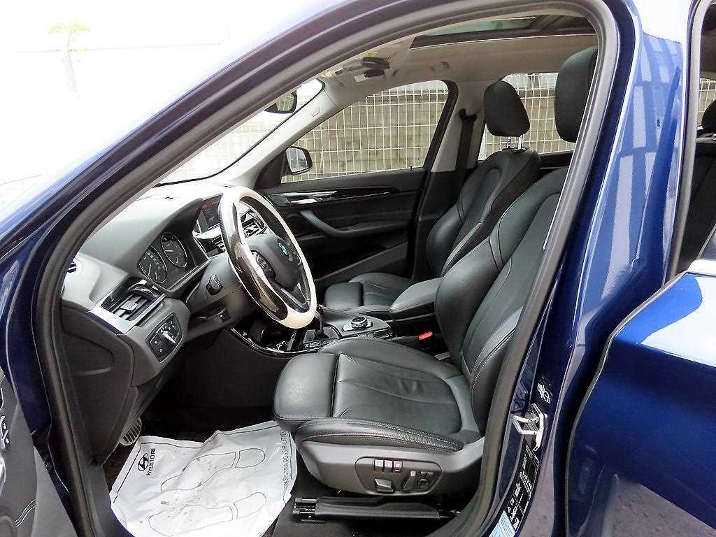 BMW X1 — photo 05