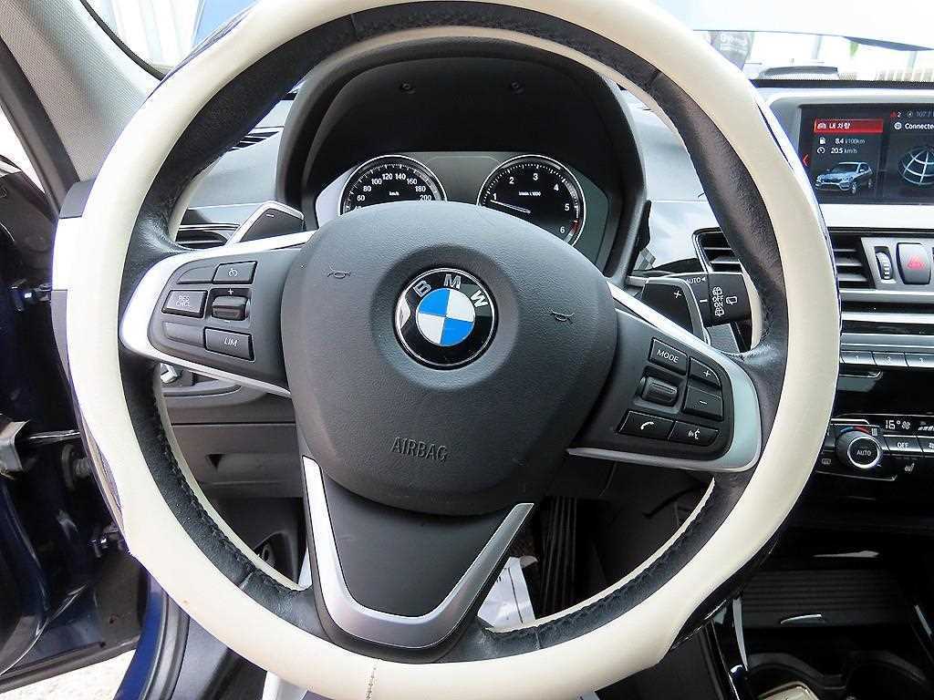 BMW X1 — photo 08