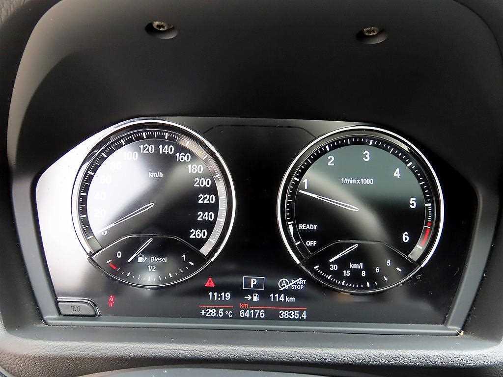 BMW X1 — photo 09