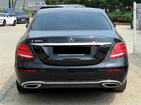 Mercedes-Benz E-Class — photo 04