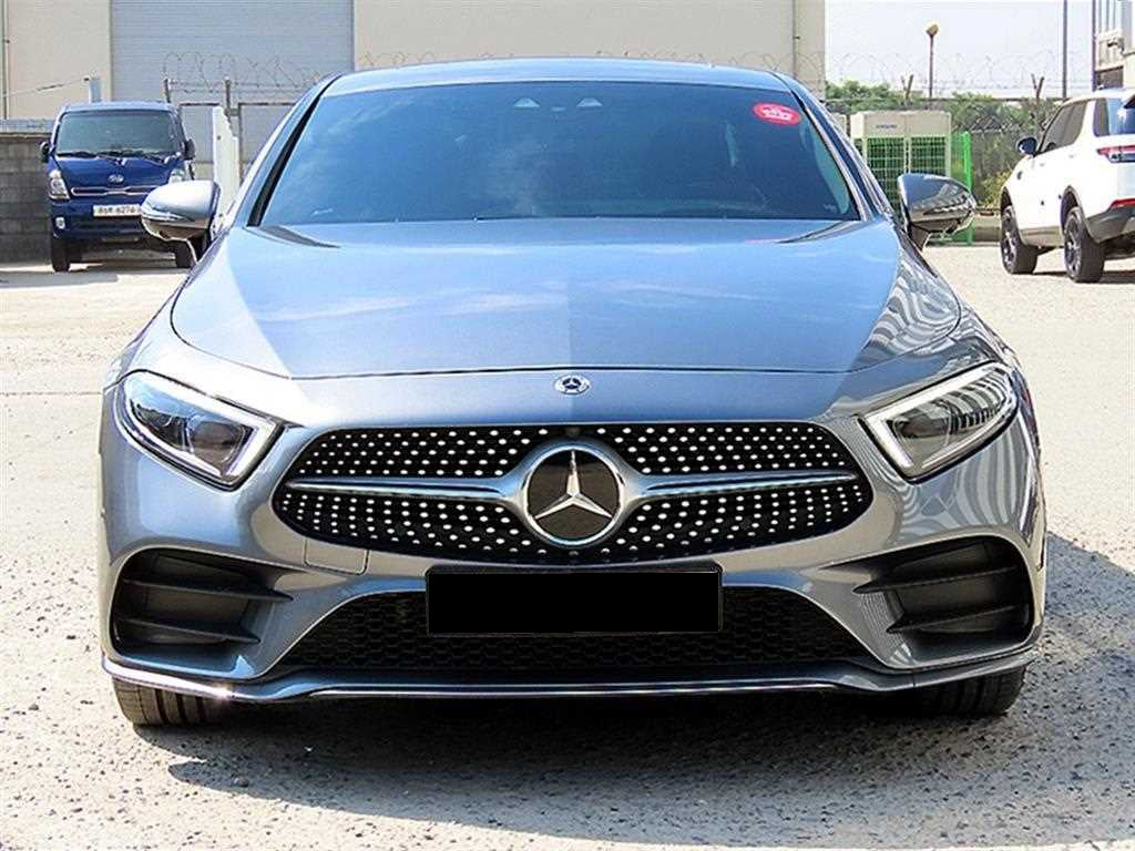 Mercedes-Benz CLS-Class — photo 01
