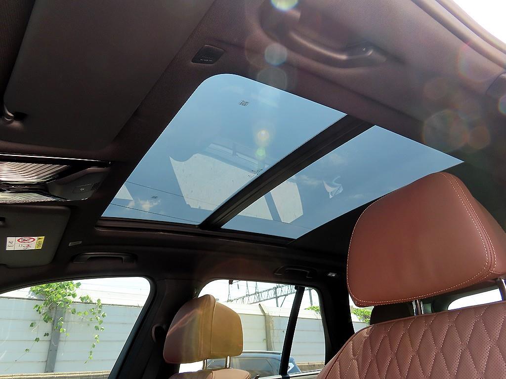 BMW X5 — photo 16