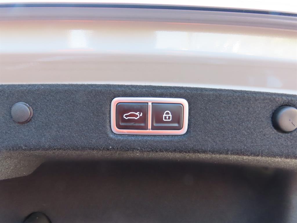 Hyundai Grandeur — photo 06