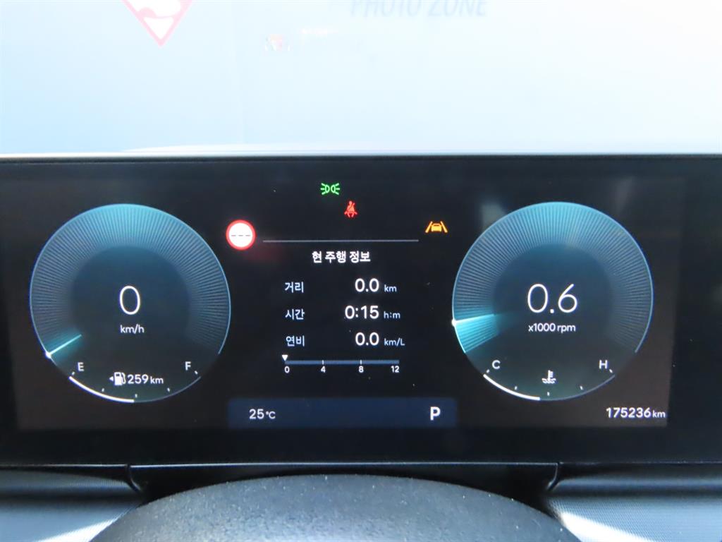 Hyundai Grandeur — photo 11