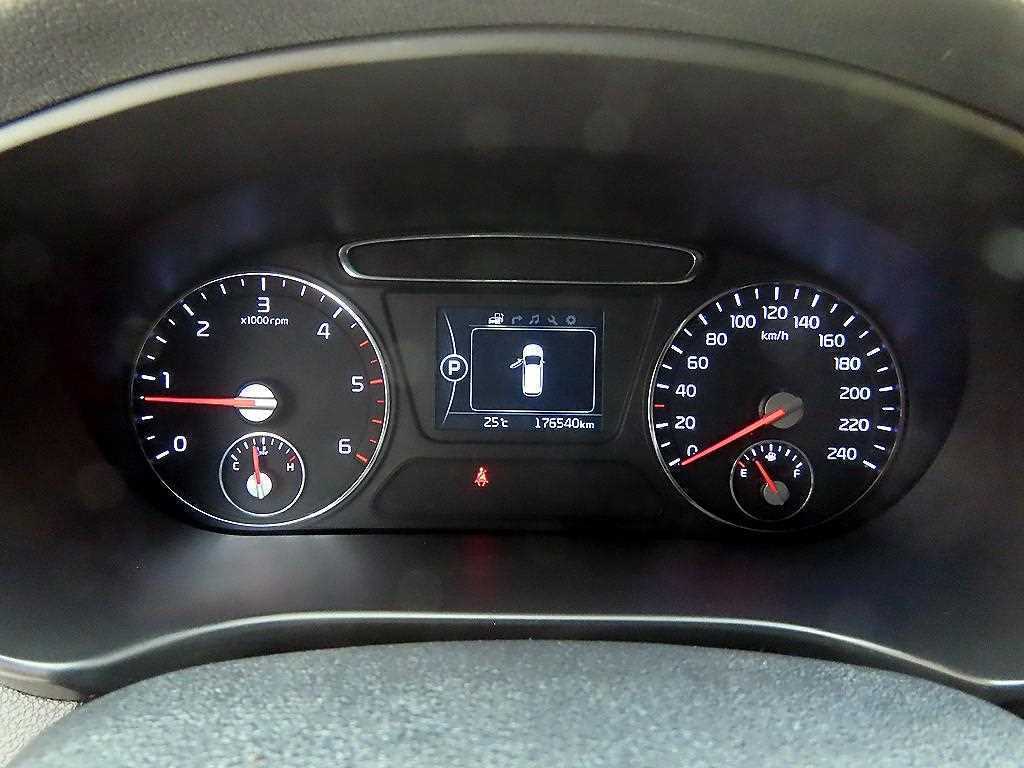 Kia Sorento — photo 09