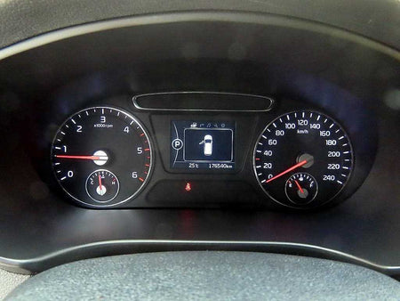 Kia Sorento — photo 09