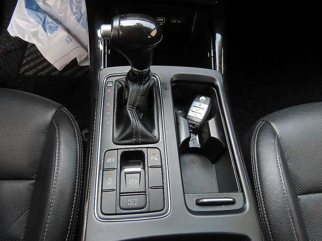 Kia Sorento — photo 10