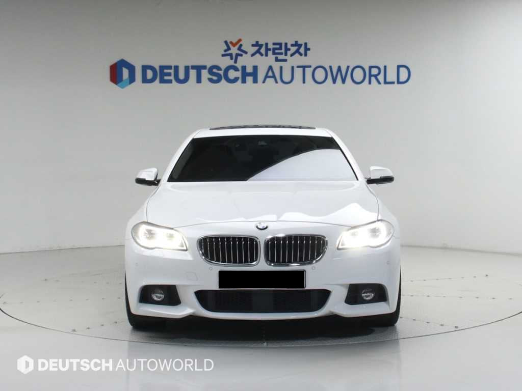 BMW 5-Series — photo 03