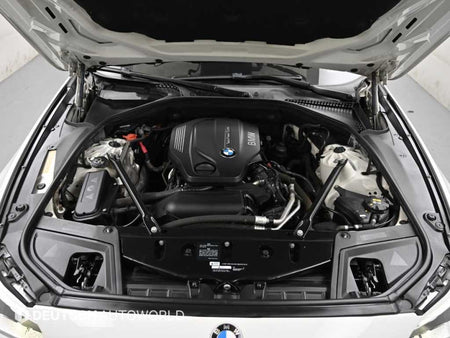 BMW 5-Series — photo 07