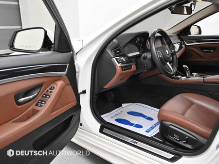 BMW 5-Series — photo 10