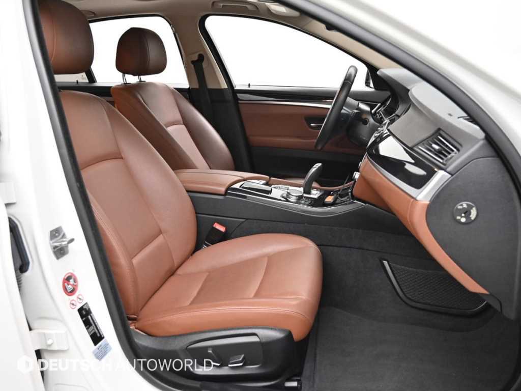 BMW 5-Series — photo 12