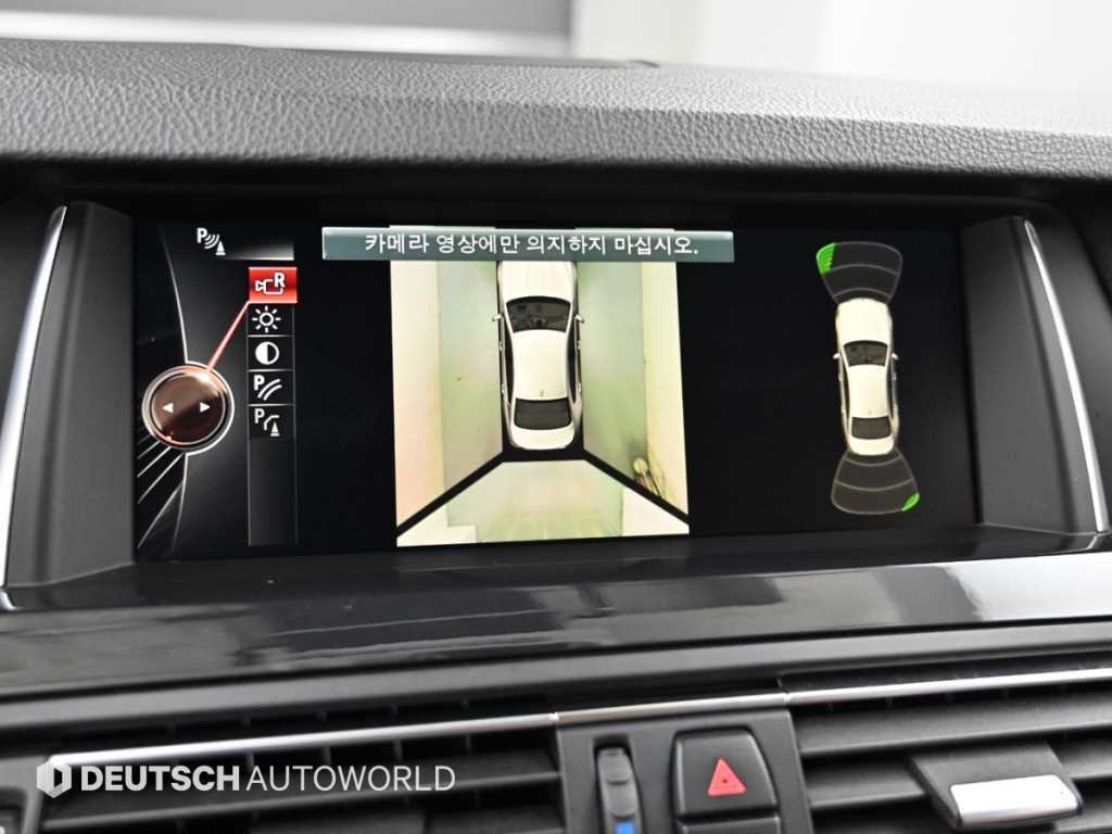 BMW 5-Series — photo 17