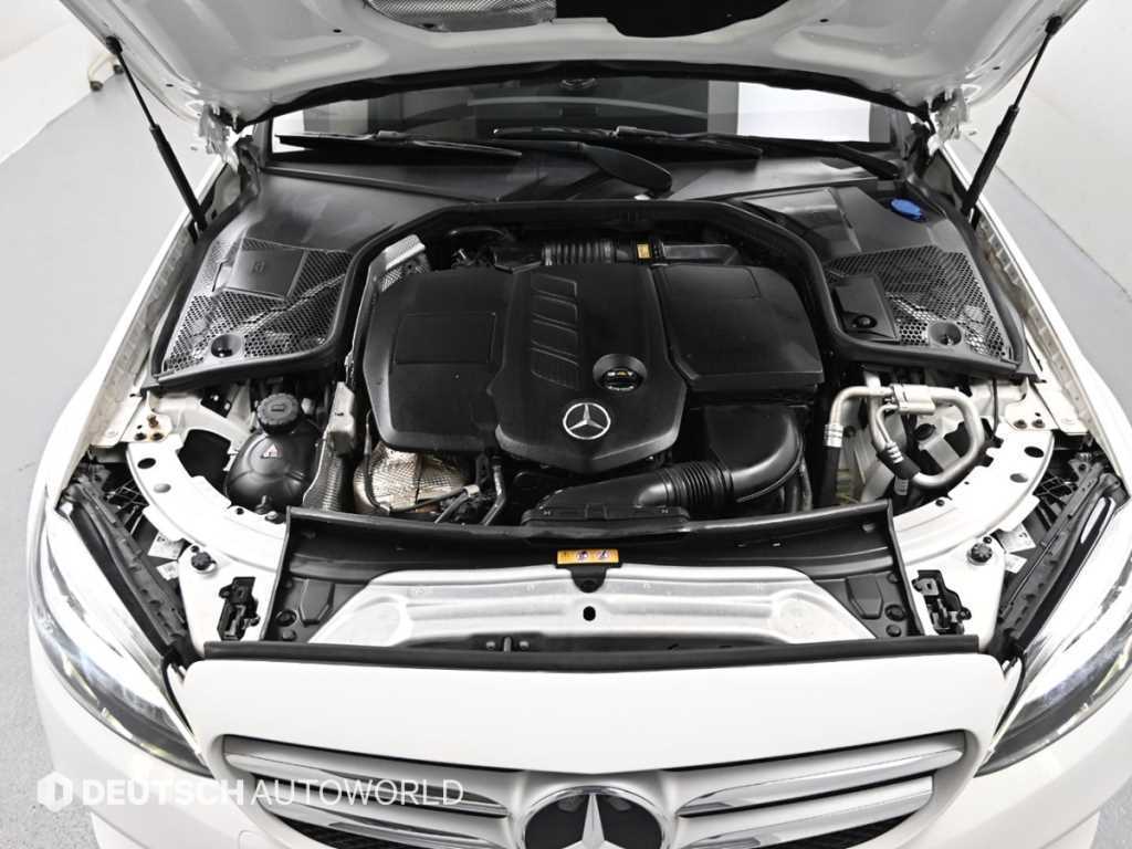Mercedes-Benz C-Class — photo 07
