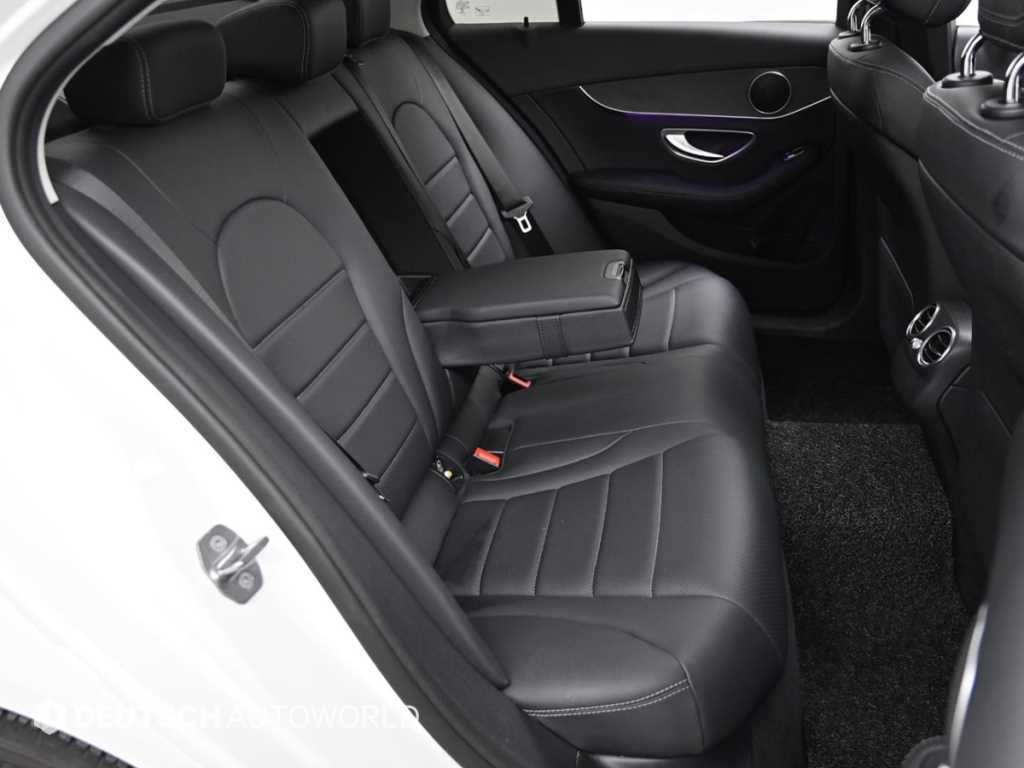Mercedes-Benz C-Class — photo 13
