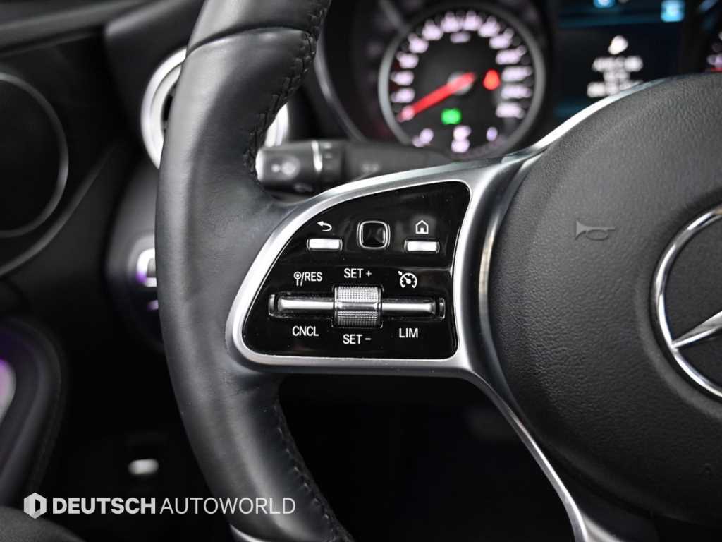 Mercedes-Benz C-Class — photo 14