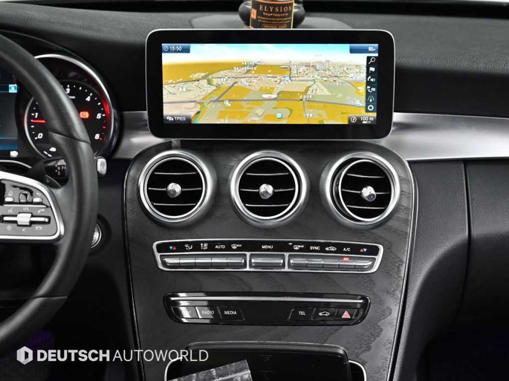 Mercedes-Benz C-Class — photo 17