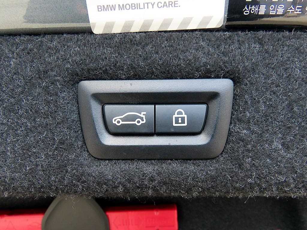 BMW 5-Series — photo 17