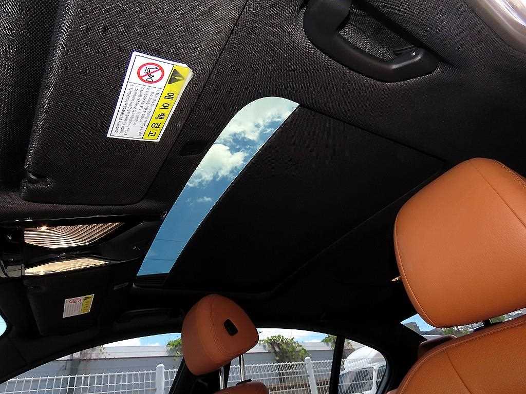 BMW 5-Series — photo 18