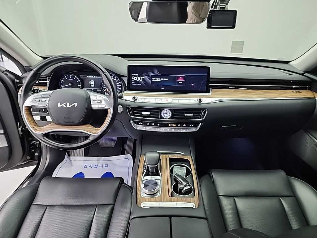 Kia K9 — photo 08