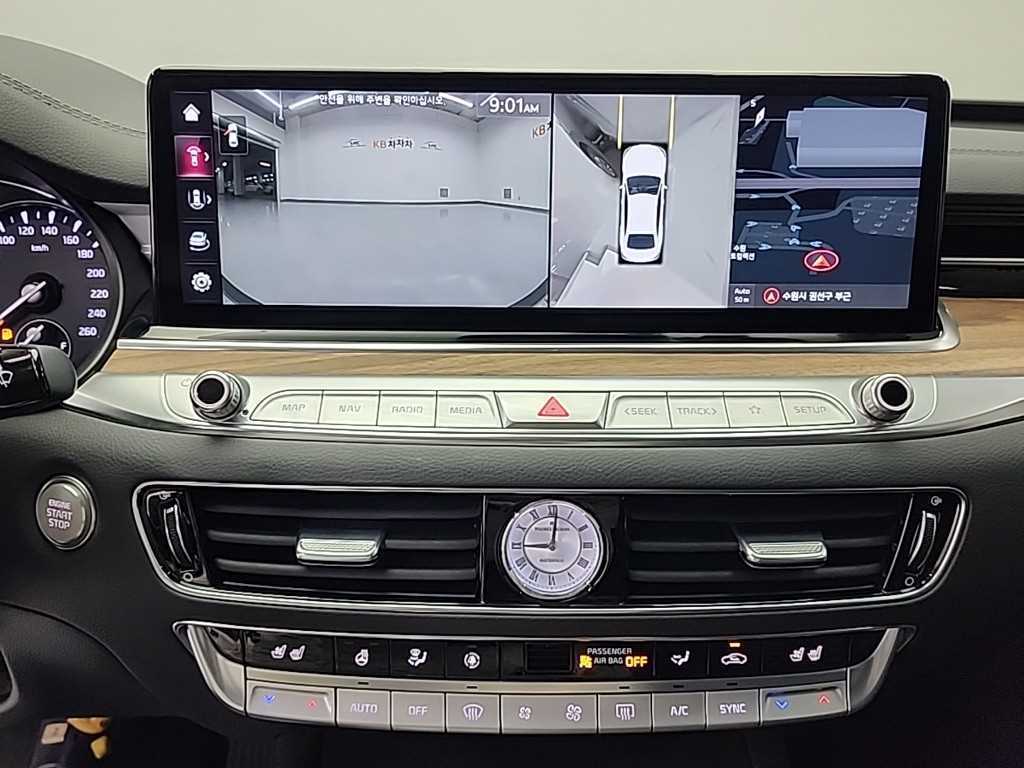 Kia K9 — photo 11