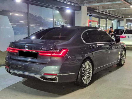 BMW 7-Series — photo 04