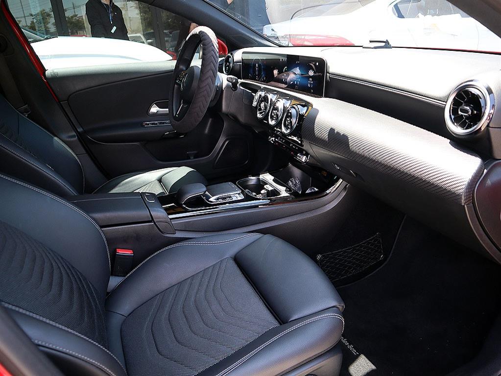 Mercedes-Benz A-Class — photo 13
