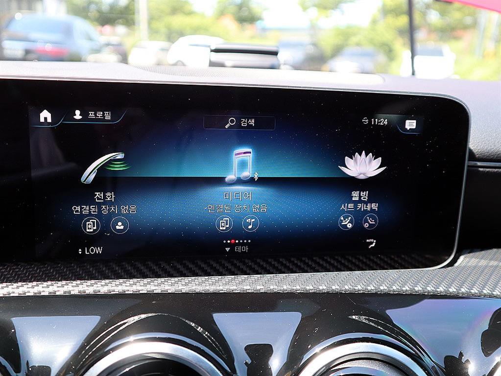 Mercedes-Benz A-Class — photo 15