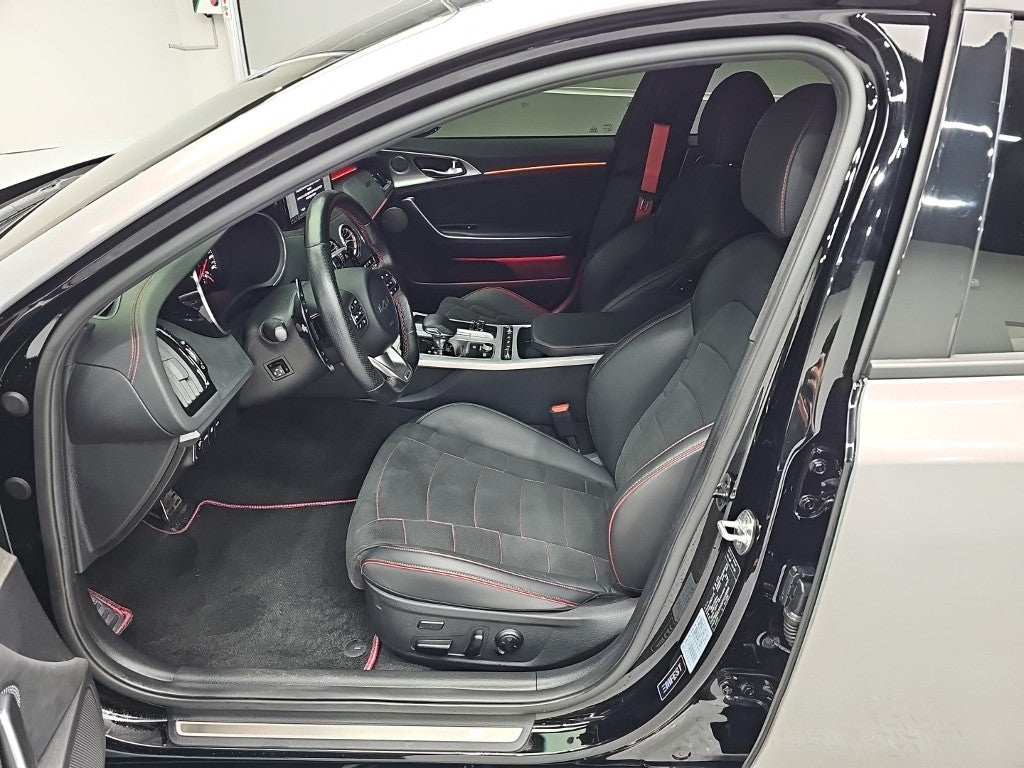Kia Stinger — photo 11