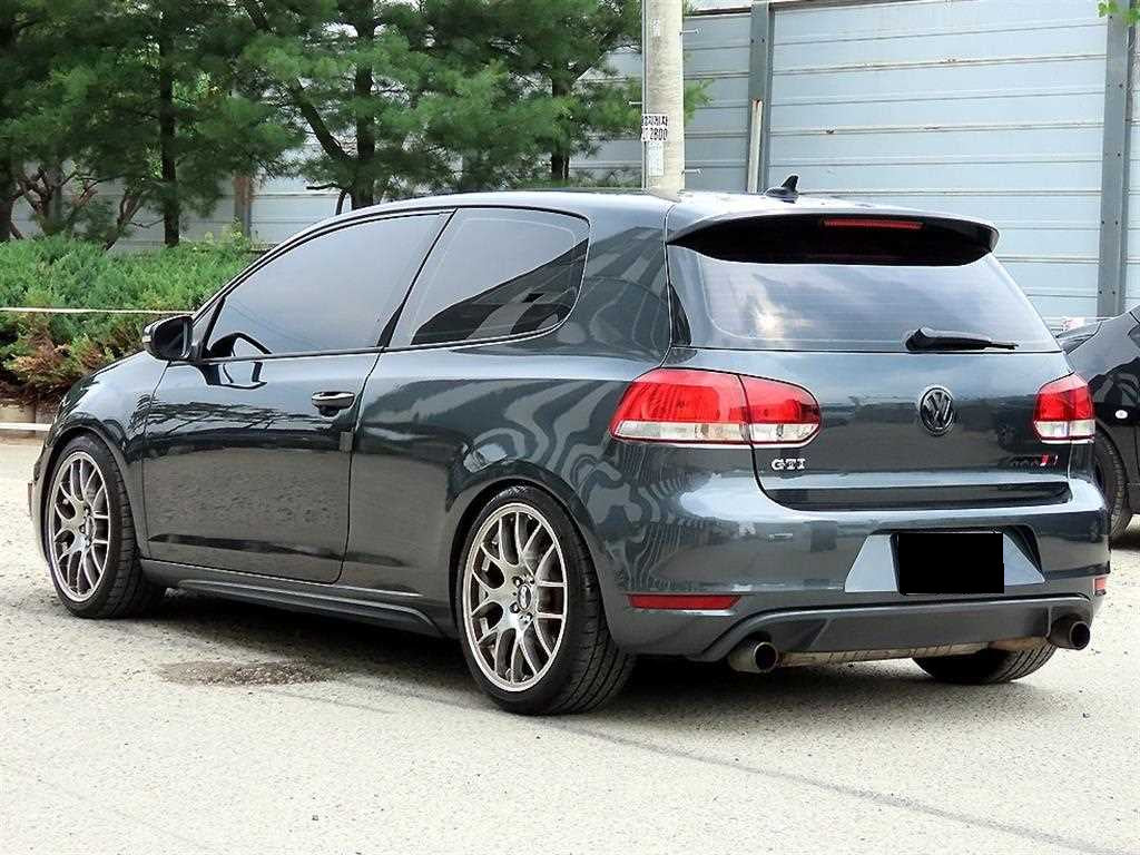 Volkswagen Golf — photo 03
