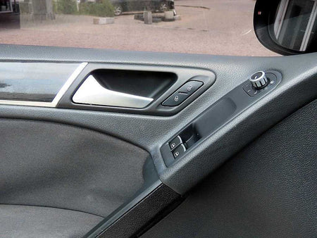 Volkswagen Golf — photo 11