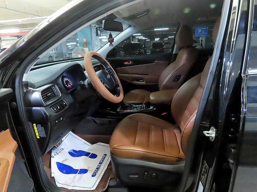 Kia Sorento — photo 07