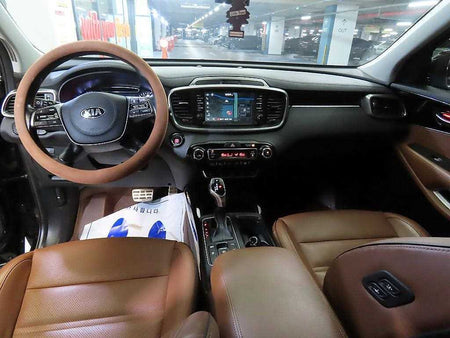 Kia Sorento — photo 11