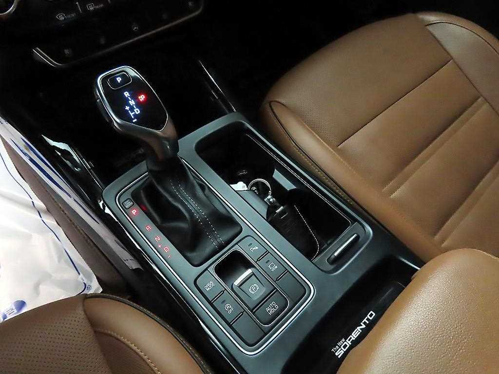Kia Sorento — photo 13