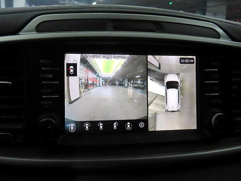 Kia Sorento — photo 14