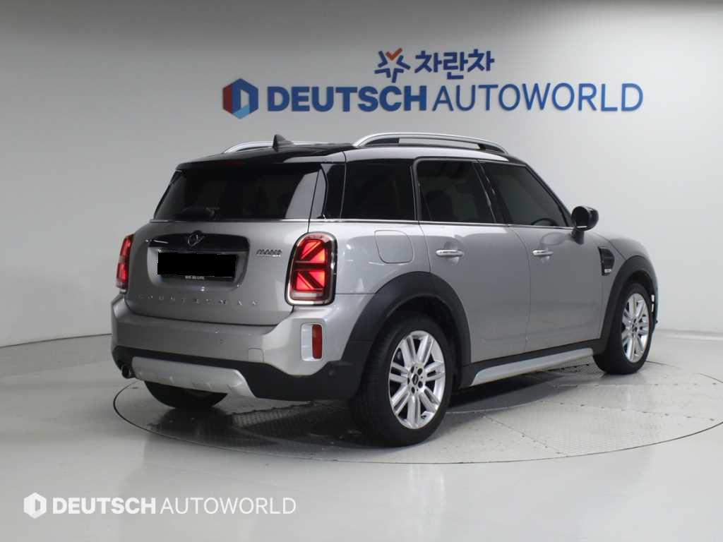 Mini Countryman — photo 02