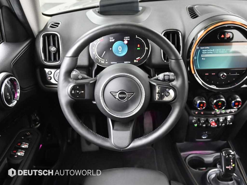 Mini Countryman — photo 13