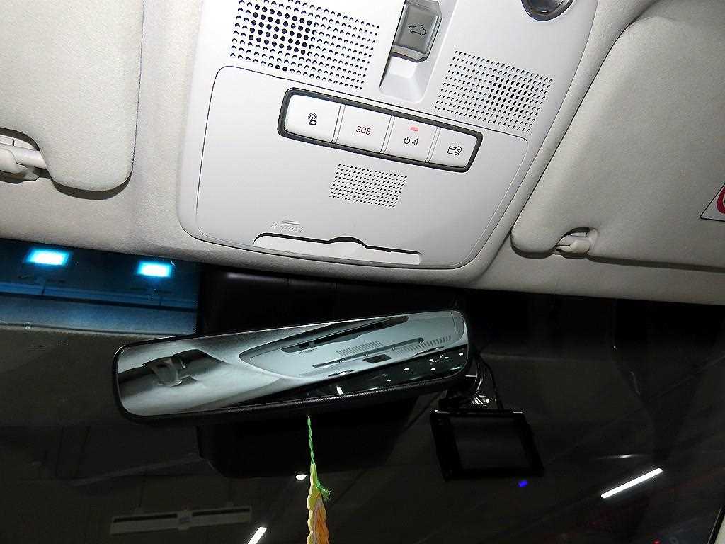 Hyundai Grandeur — photo 13