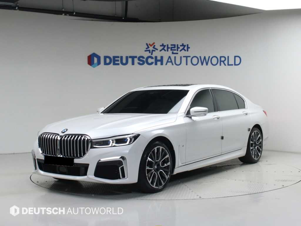 BMW 7-Series — photo 01