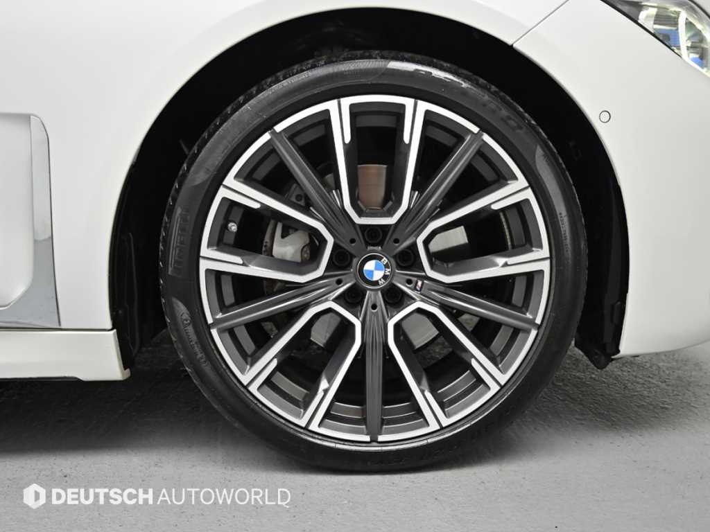 BMW 7-Series — photo 05