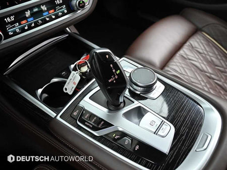 BMW 7-Series — photo 09