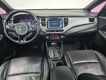 Kia Carens — photo 07