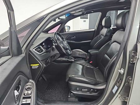 Kia Carens — photo 11