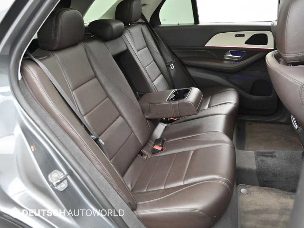 Mercedes-Benz GLE-Class — photo 12