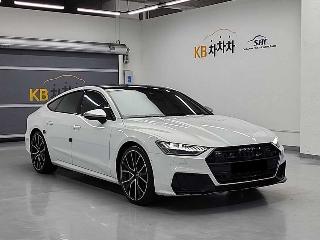 Audi S7 — photo 04