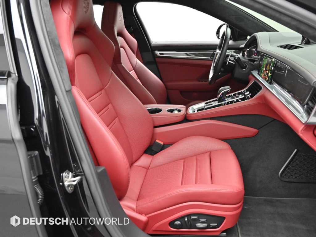 Porsche Panamera — photo 10