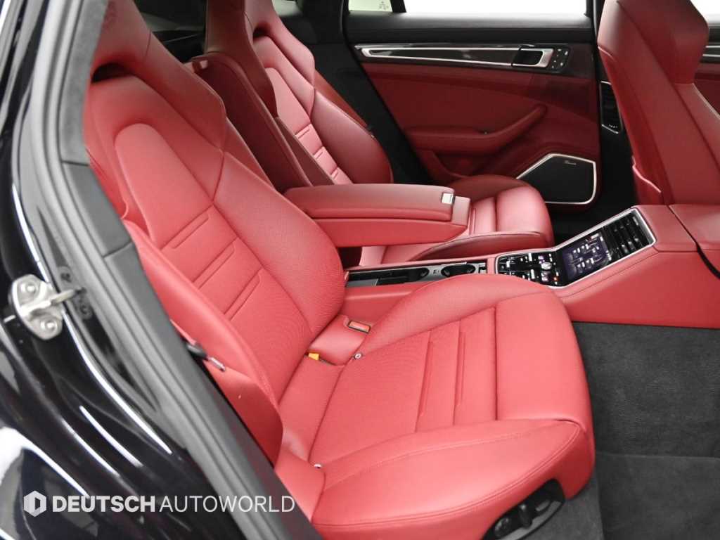 Porsche Panamera — photo 12