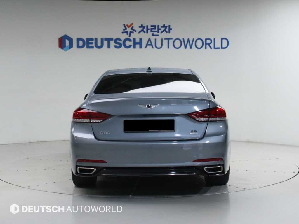 Genesis G80 — photo 04