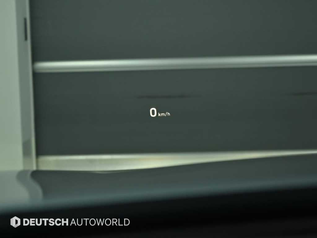 Genesis G80 — photo 17