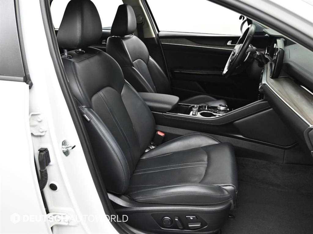 Kia K5 — photo 10